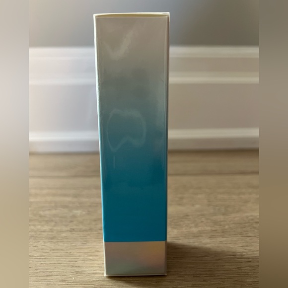 Givenchy Hydra Sparkling #Shine No More Matifying & Perfecting Fluid - Picture 4 of 7